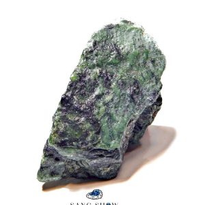 سنگ یشم راف نمونه استثنایی و اصل و معدنی S1823