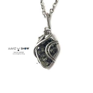 آویز راف سنگ اپیدوت نمونه خاص و استثنایی A1381