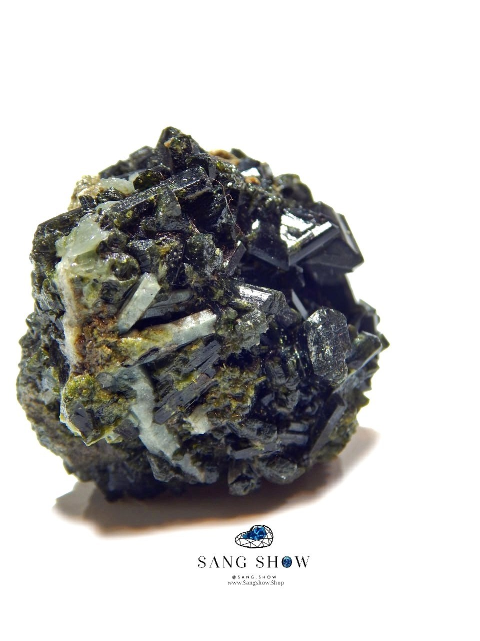 سنگ اپیدوت راف و استثنایی نمونه استثنایی و اصل و معدنی S1869 4 سنگ اپیدوت راف و استثنایی نمونه استثنایی و اصل و معدنی S1869 - تصویر 2