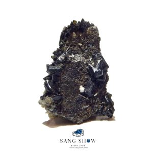 اپیدوت زیبا و پر بلور نمونه استثنایی و اصل و معدنی S1875