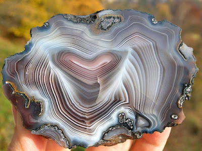 A Slab of agate FROM BOTSWANA Central District Bobonong Tuli Block Area. Photo by avegaon on Flickr