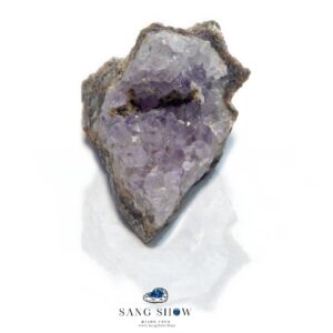 سنگ آمیتیست زیبا و معدنی نمونه خوشرنگ و راف S682