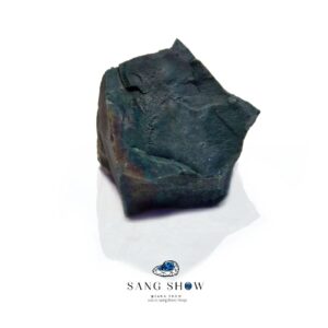 سنگ خون ( بلود استون ) استثنایی و زیبا نمونه راف و معدنی S681