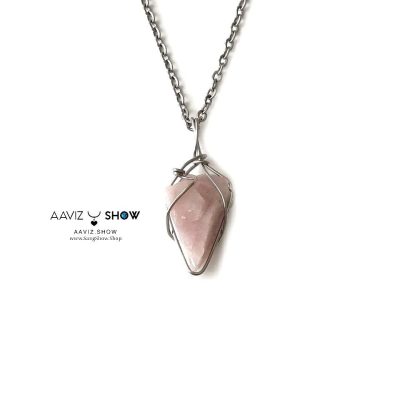 گردنبند سنگ رز کوارتز راف و معدنی نمونه با اصالت A1270