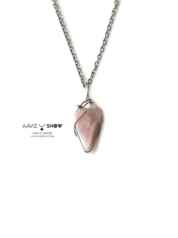 گردنبند سنگ رز کوارتز راف و معدنی نمونه با اصالت A1270